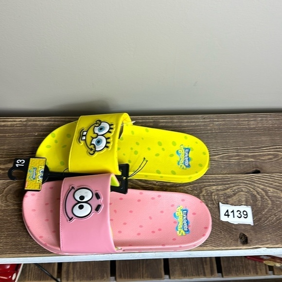 Nickelodeon Other - Nickelodeon SpongeBob slip ons size 13  new OK Cooper cute